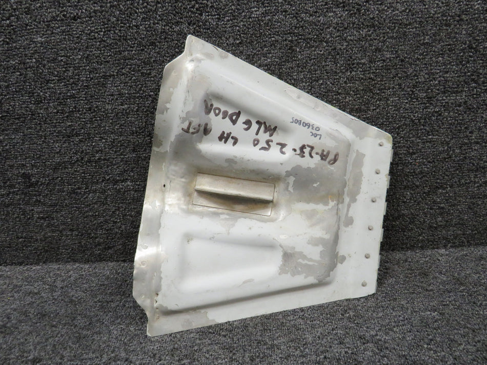 31443-000 Piper PA23-250 Main Gear Rear Door Assembly (Dented)