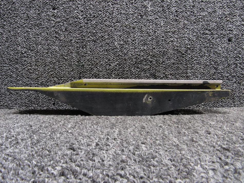 002-430021-61 Beech A36 Seat Center Track Mid Co-Pilot