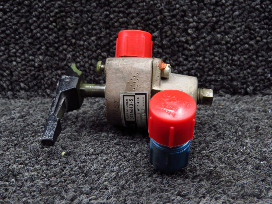 0716613-5 Cessna 177RG Fuel Selector Valve Assembly