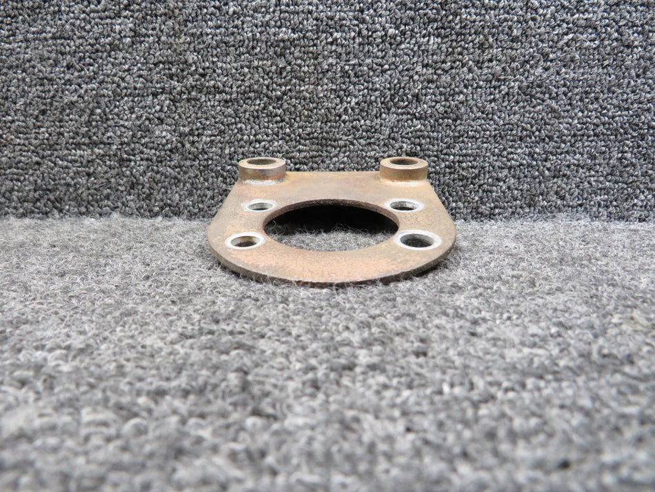 75-37 Cessna 150J Main Gear Torque Plate Assembly (Rusted) (T: 1”, Dis: 2.25”)