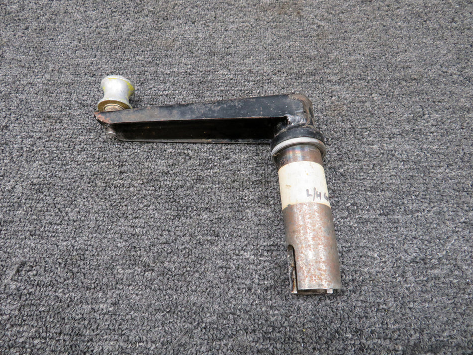 20846-000 Piper PA24-180 Main Landing Gear Bungee Arm Assembly LH (Rusted)
