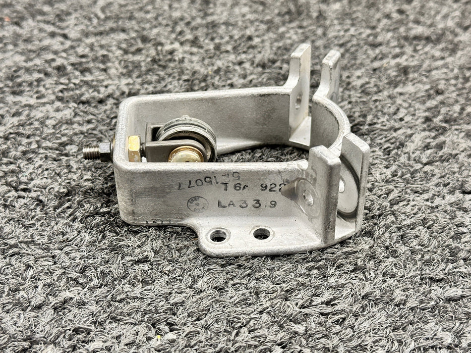 5215077-3 Cessna 340A Cessna 340A Control Column Support RH (Minus Back Rollers)