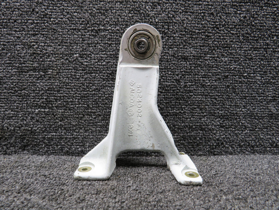 5024002-13 Cessna 340A Inboard Aileron Hinge Assembly LH