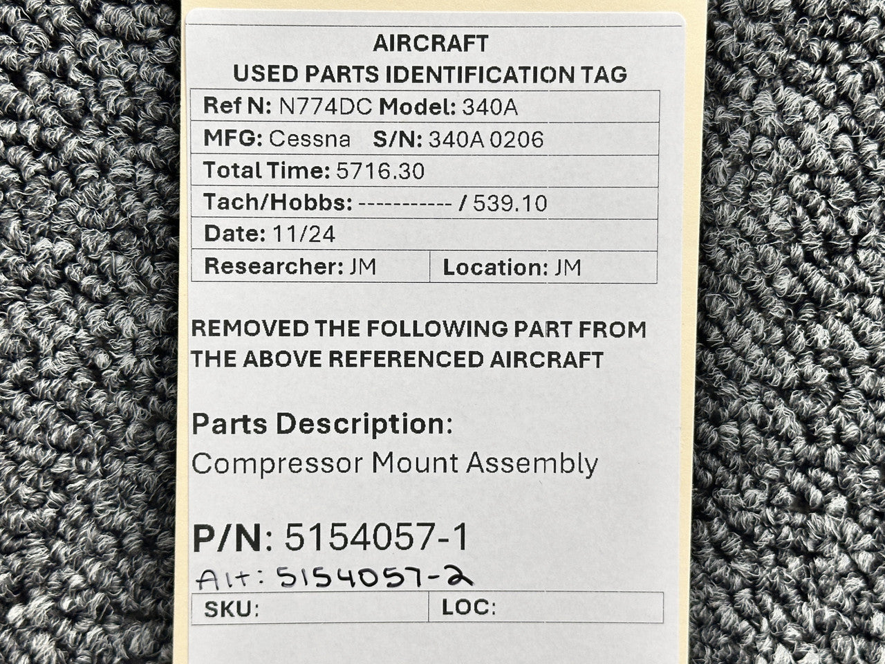 FORUM 名機substance 154cm 5154057-1 (Alt: 5154057-2) Cessna 340A Compressor Mount Assembly