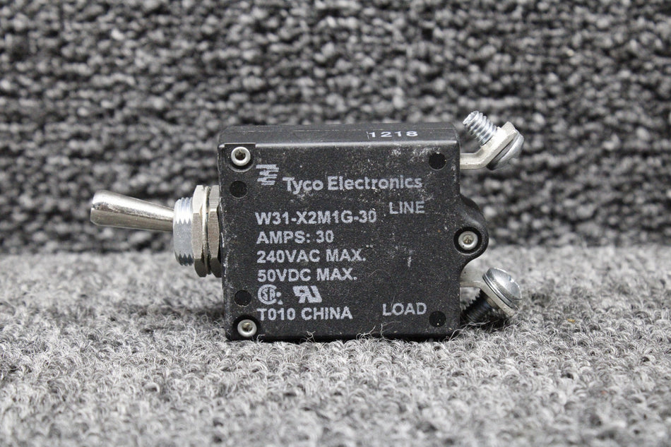 W31-X2M1G-30 Tyco Toggle Breaker Switch (Volts: 50, 240) (Amps: 30)