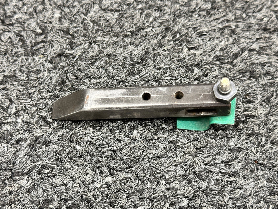 5111545-2, 5111560-11 Cessna 340A Lower Cabin Door Latch Pin with Indicator