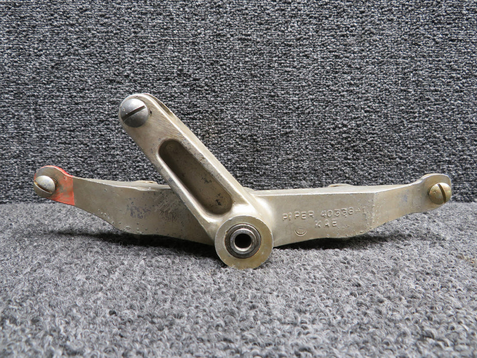 40339-011 (Cast: 40338-1) Piper PA-31T Bellcrank Assembly Aileron RH
