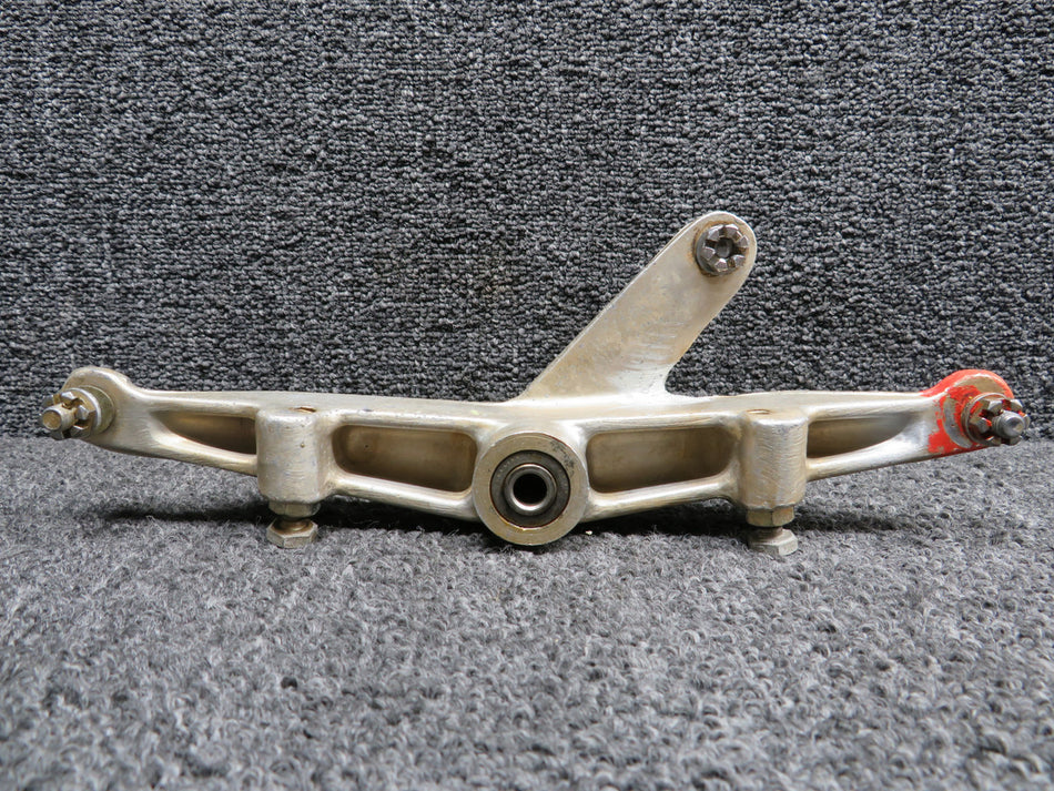 40339-011 (Cast: 40338-1) Piper PA-31T Bellcrank Assembly Aileron RH