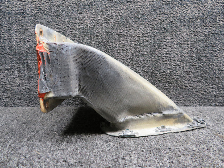 51134-001 Piper PA-31T Air Discharge Duct Assembly RH (Fiberglass Damage)