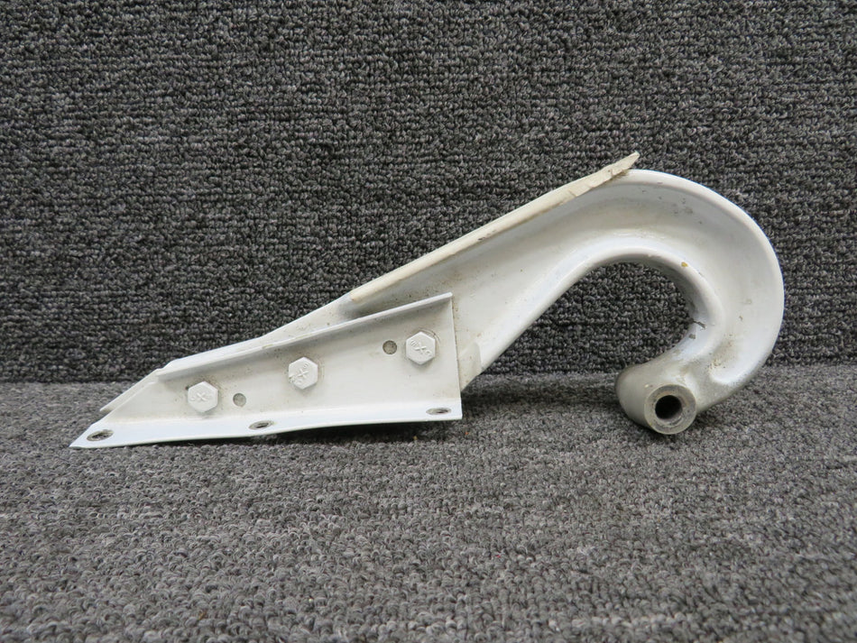 0826005-4 Cessna 340A Main Gear Door Hinge Arm with Bracket