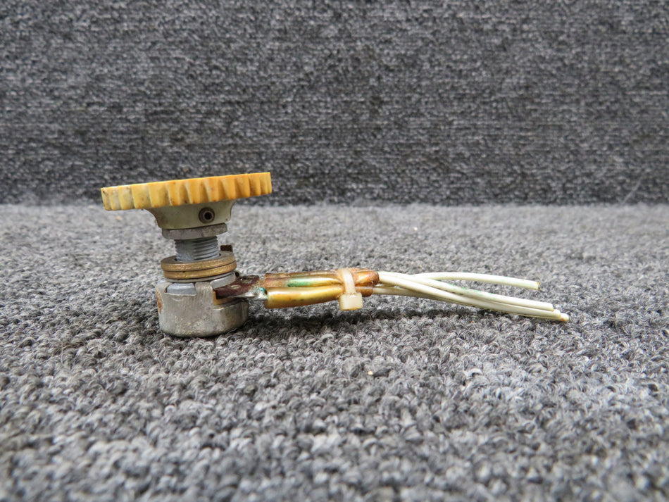 VW-1KSPB (Alt: 235826) Switch with Knob (Rust on Switch)