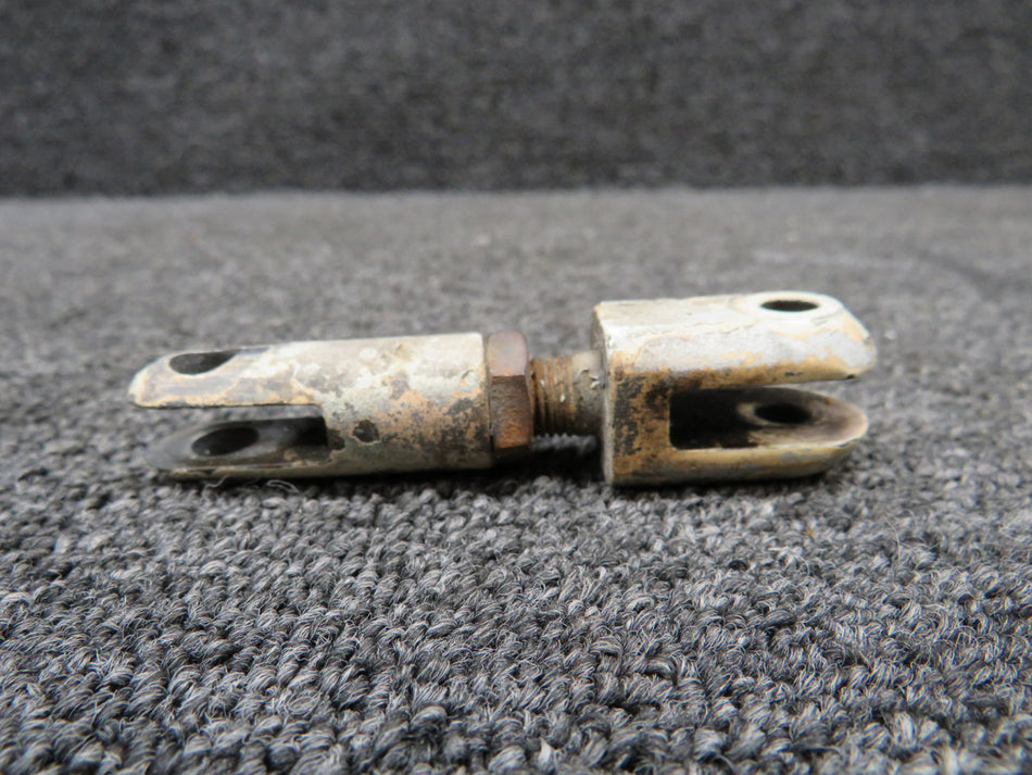 115-810075-1, 115-810075-3 Beech 200 Main Gear Door Link Clevis Barrel and Bolt