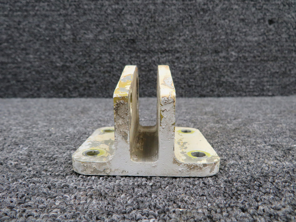 40652-000 Piper PA-31P Main Gear Actuator Bracket