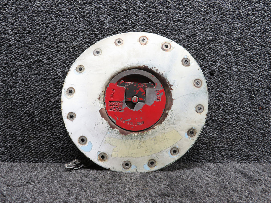 0823410-9 (Use: 531-003) Cessna 401 Cap and Adapter Assembly (Faded Paint)