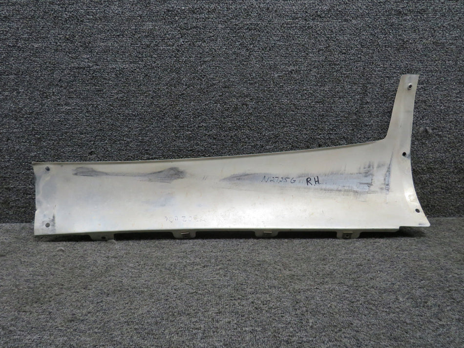 0712307-2 Cessna 182B Fairing Stabilizer Assembly RH
