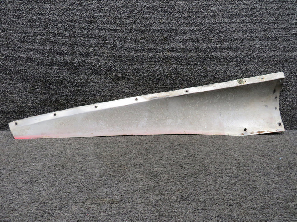 0431015-7 Cessna 152 Stabilizer Fairing Assembly LH (Striped)