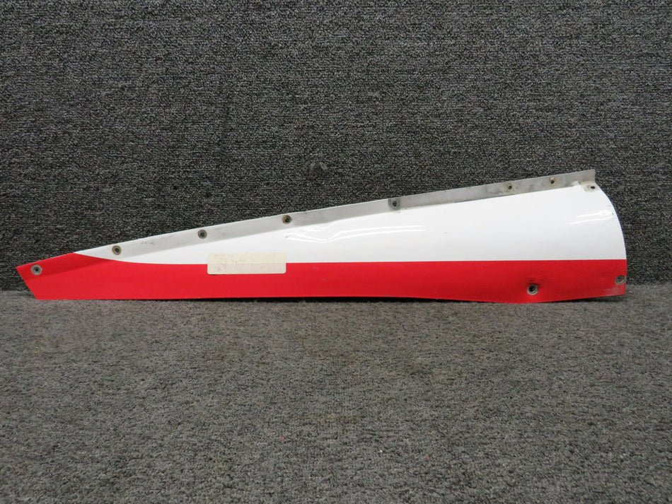 0431015-8 Cessna 152 Stabilizer Fairing Assembly RH (Striped)