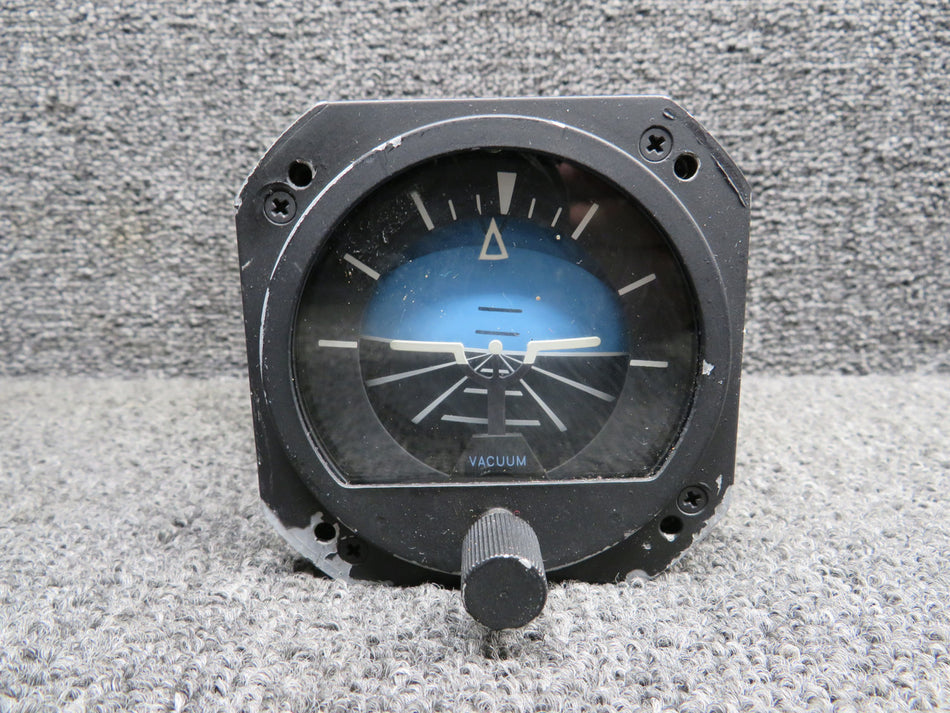 102-0074-01 RC Allen RCA22-13 Horizon Gyro Indicator