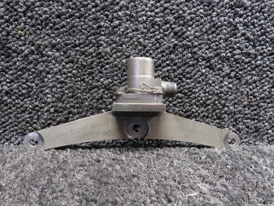 6222M35 (Atl: 45AS86803-1) Endevco Accelerometer and Bracket
