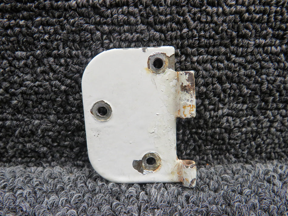 0511280-4 Cessna 172 Cabin Door Lower Hinge Half Forward RH