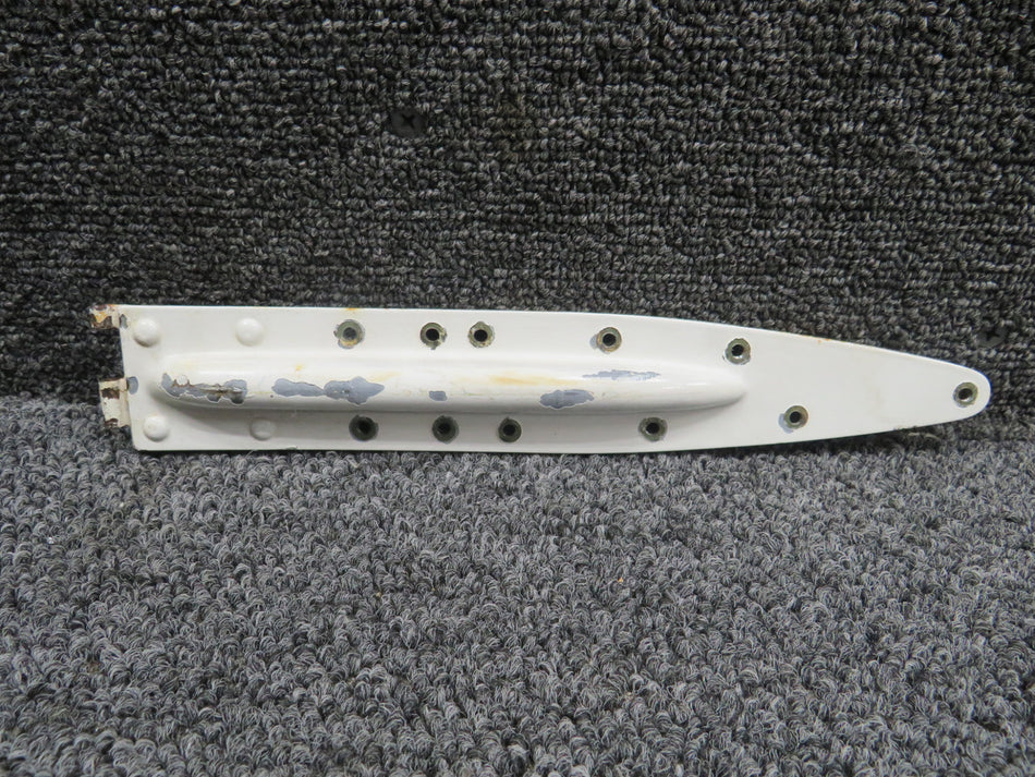 0511238-2 Cessna 172 Cabin Door Upper Hinge Aft RH