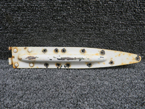 0511238-2 Cessna 172N Cabin Door Upper Hinge Aft RH (Rusted)