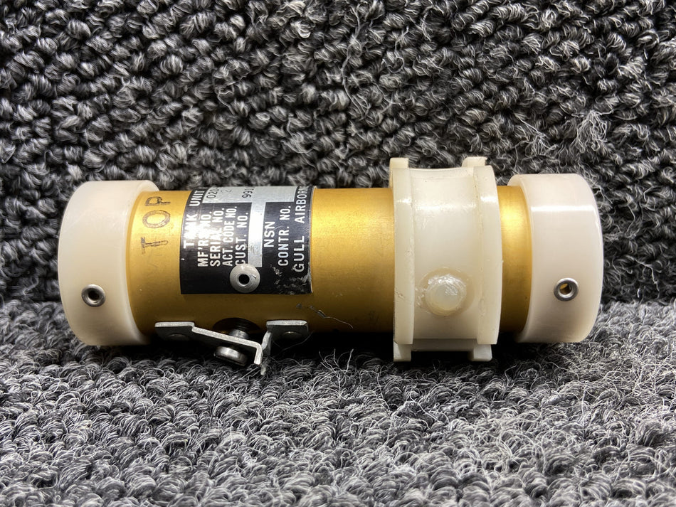 020-924-004 (Alt: 9910082-14) Gull Airborne Auxiliary Fuel Transmitter LH or RH