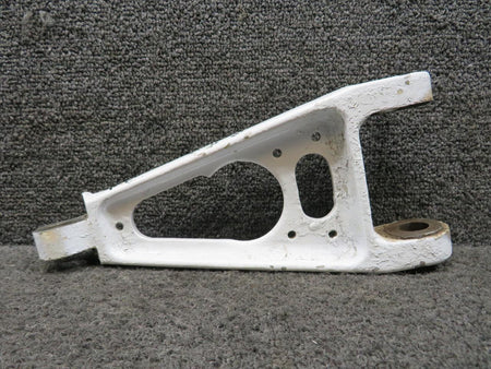 King Air 50-810032-8 Beechcraft King Air B90 Main Landing Gear Upper Knee Assembly