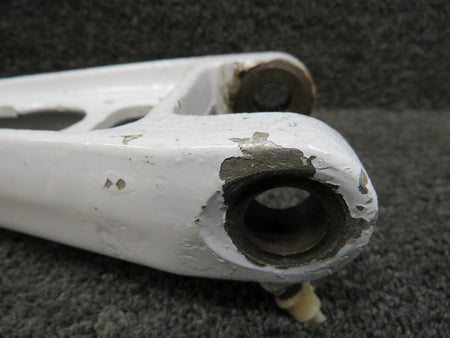King Air 50-810032-8 Beechcraft King Air B90 Main Landing Gear Upper Knee Assembly
