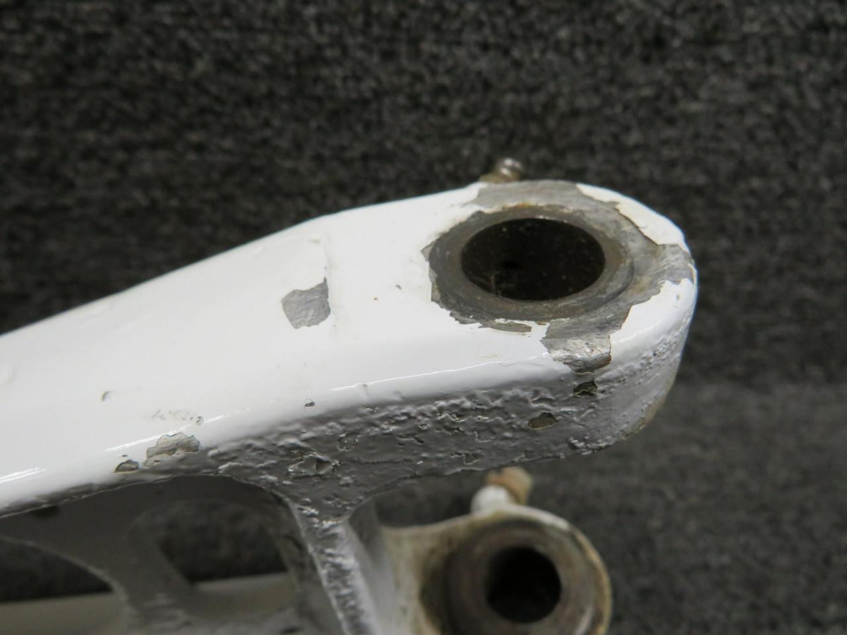 King Air 50-810032-8 Beechcraft King Air B90 Main Landing Gear Upper Knee Assembly