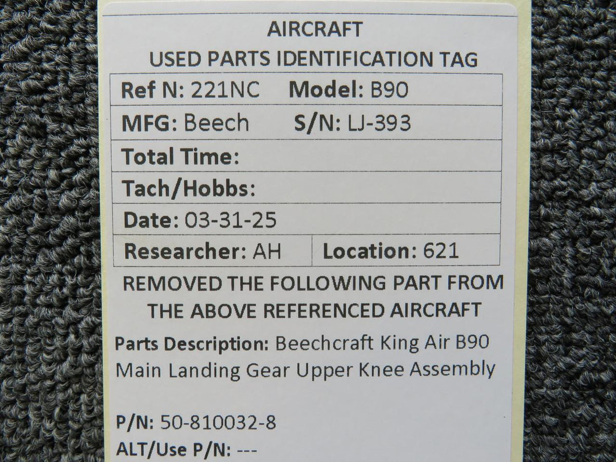 King Air 50-810032-8 Beechcraft King Air B90 Main Landing Gear Upper Knee Assembly