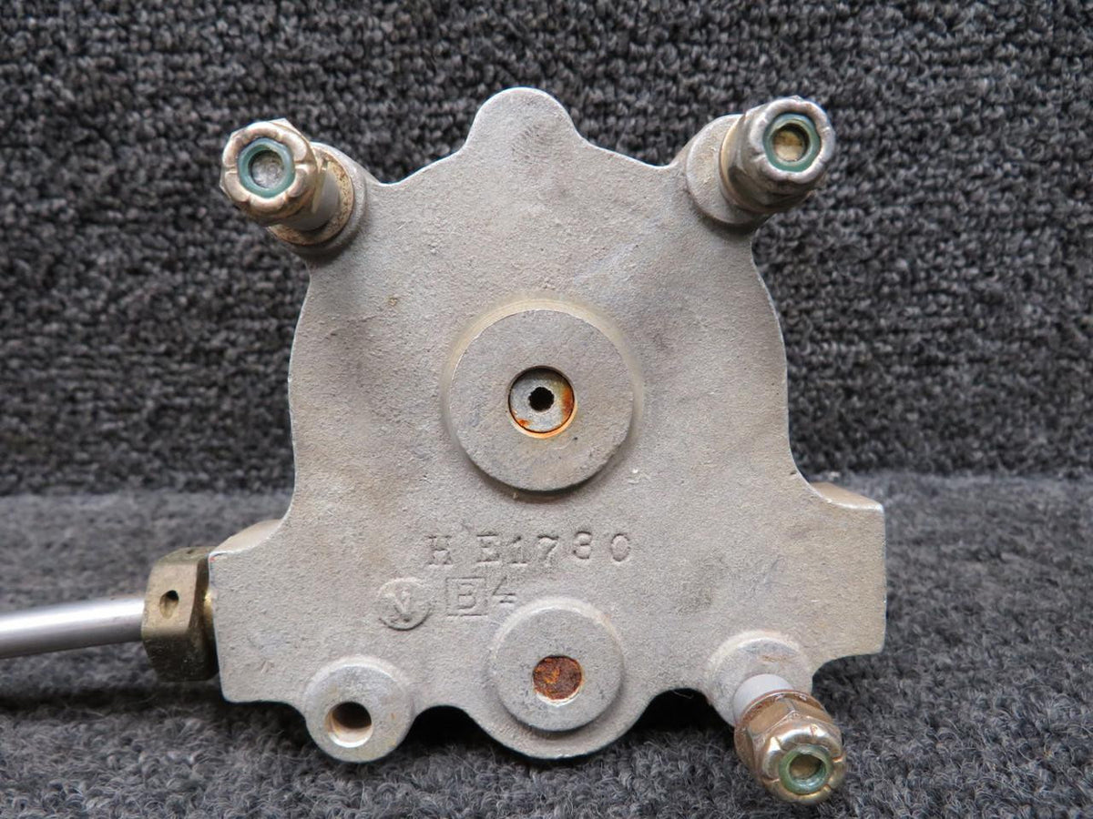 Midland Ross Corp  HE7001-7 Midland Ross Fuel Selector Valve LH