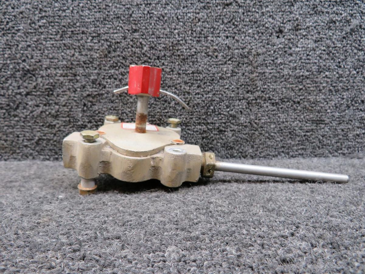 Midland Ross Corp  HE7001-7 Midland Ross Fuel Selector Valve LH