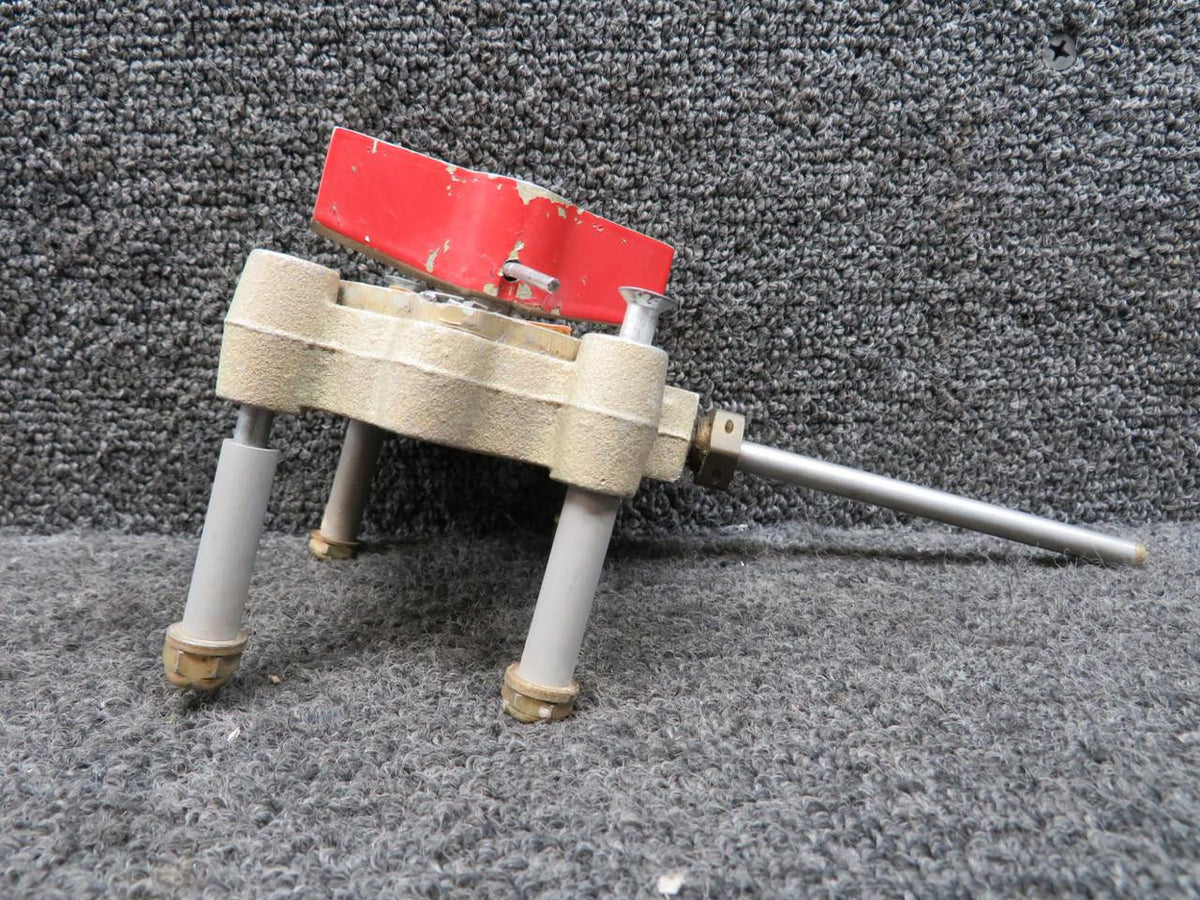 Midland Ross Corp  HE7001-5 Midland Ross Fuel Selector Valve RH