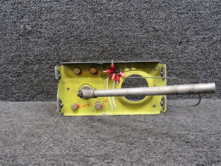 Piper Aircraft Parts 41396-004 Piper PA-31-350 Aileron Trim Screw Control Assembly with Bracket