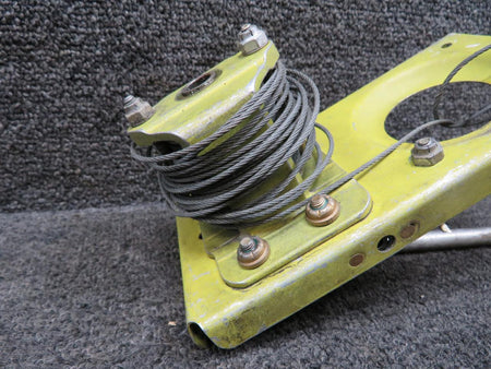Piper Aircraft Parts 41396-004 Piper PA-31-350 Aileron Trim Screw Control Assembly with Bracket