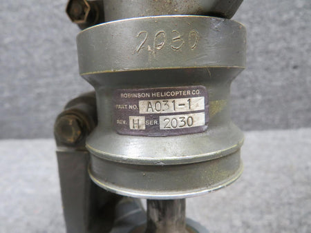 Robinson A021-1, A031-1, A030-1 Robinson Tail Rotor Gearbox with Pitch Controller and Hub