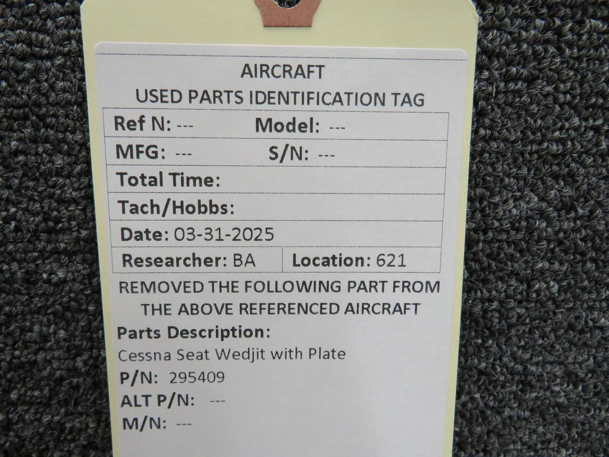 Cessna Aircraft Parts 295409 Cessna Seat Wedjit with Plate