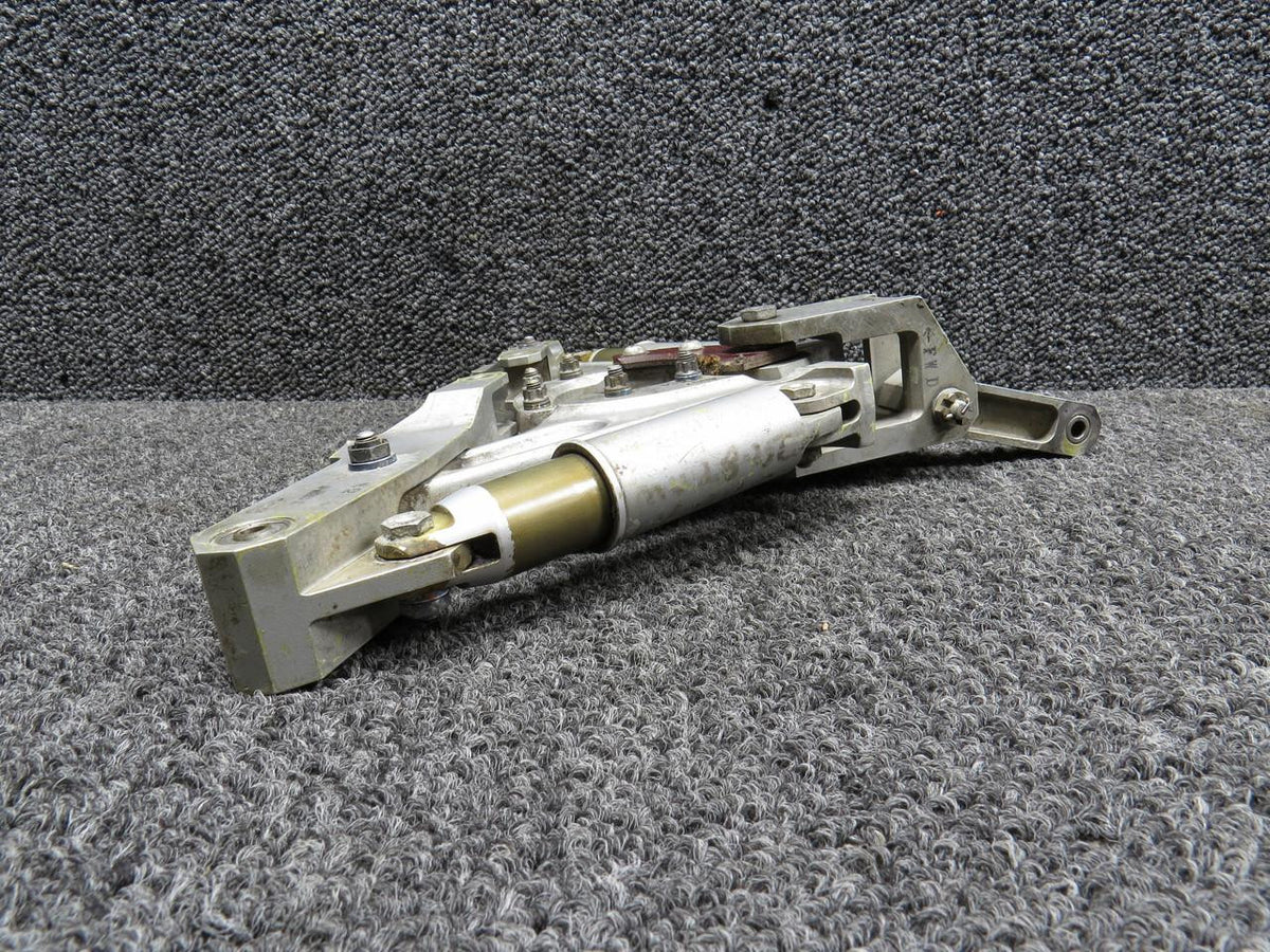 Mitsubishi 010A-39320-11 Mitsubishi MU-2J Nose Gear Door Actuating Assembly