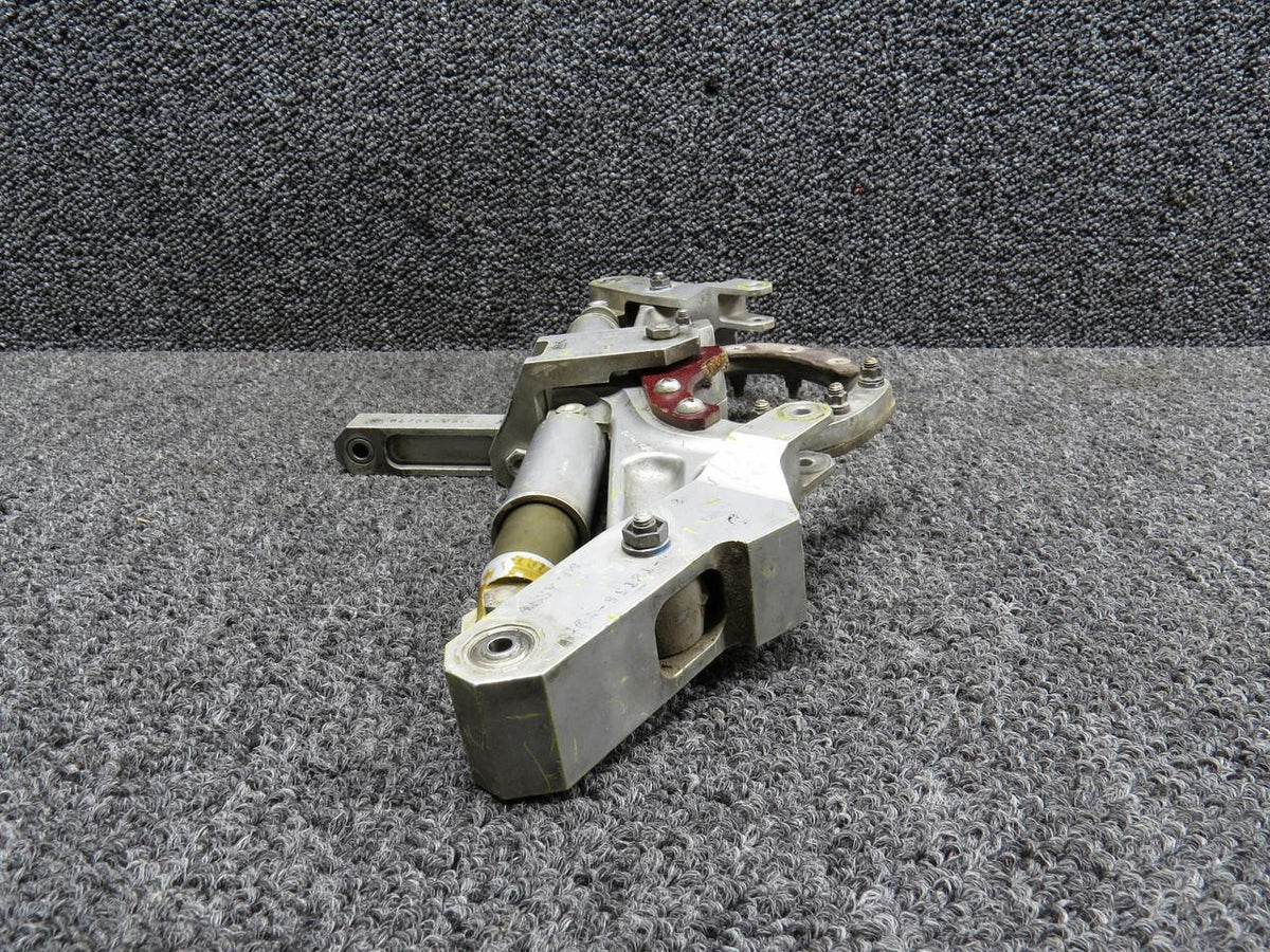 Mitsubishi 010A-39320-11 Mitsubishi MU-2J Nose Gear Door Actuating Assembly