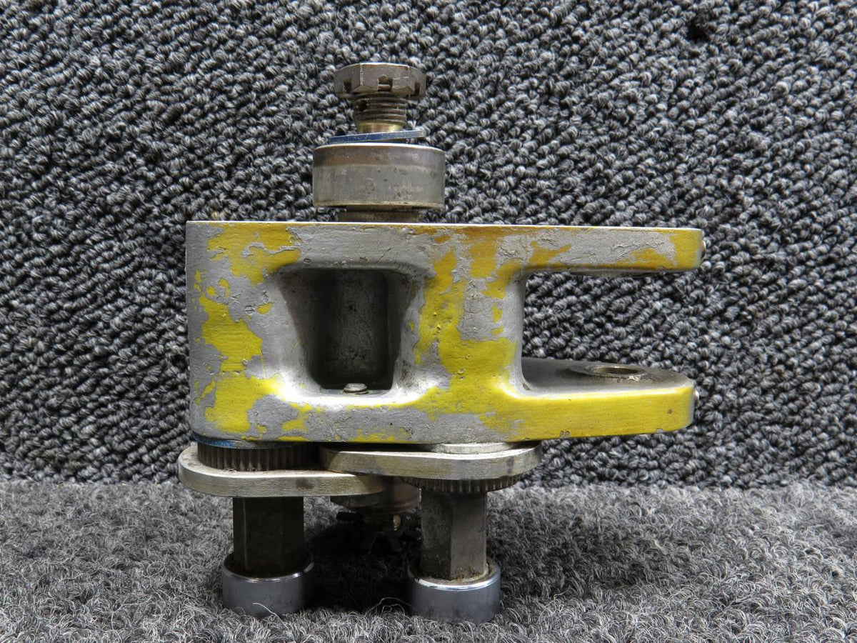 Mitsubishi 010A-16231-2 Mitsubishi MU-2B-60 Flap Fitting Assembly RH