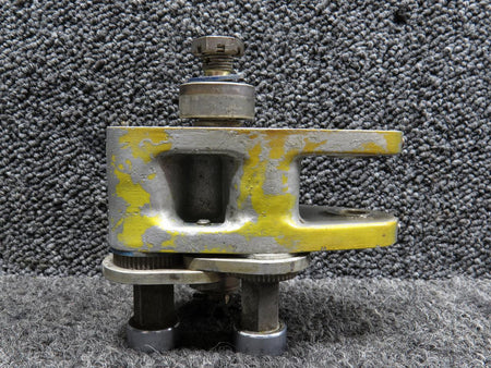 Mitsubishi 010A-16231-2 Mitsubishi MU-2B-60 Flap Fitting Assembly RH