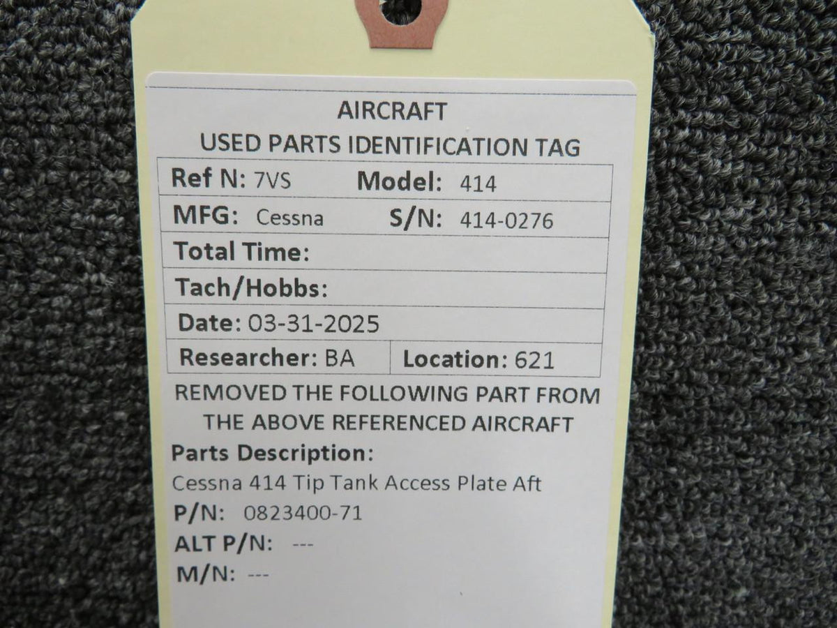 Cessna Aircraft Parts 0823400-71 Cessna 414 Tip Tank Access Plate Aft