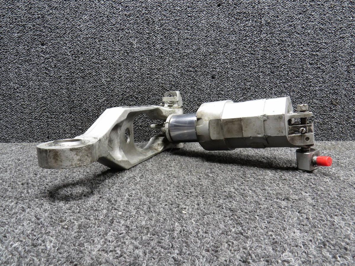 Mitsubishi 46100-11 (Alt: 45AS38102-3) Mitsubishi MLG Side Strut Assembly with Cylinder
