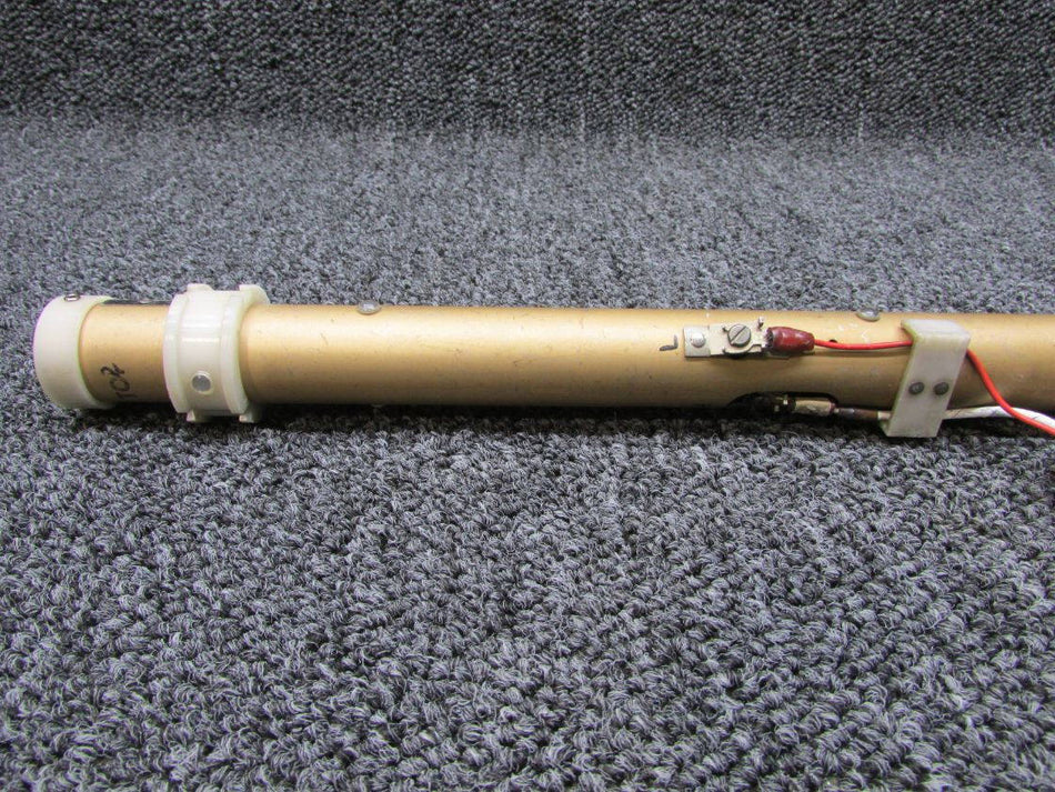 020-924-001 (Alt: 9910082-29) Gull Fuel Quantity Unit has Connector (Volts: 28)