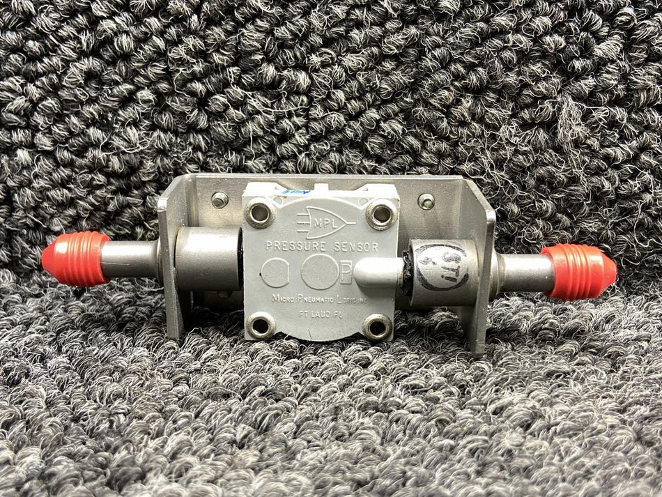ARC 51083-0125 ARC Airspeed Switch with Mounting Bracket