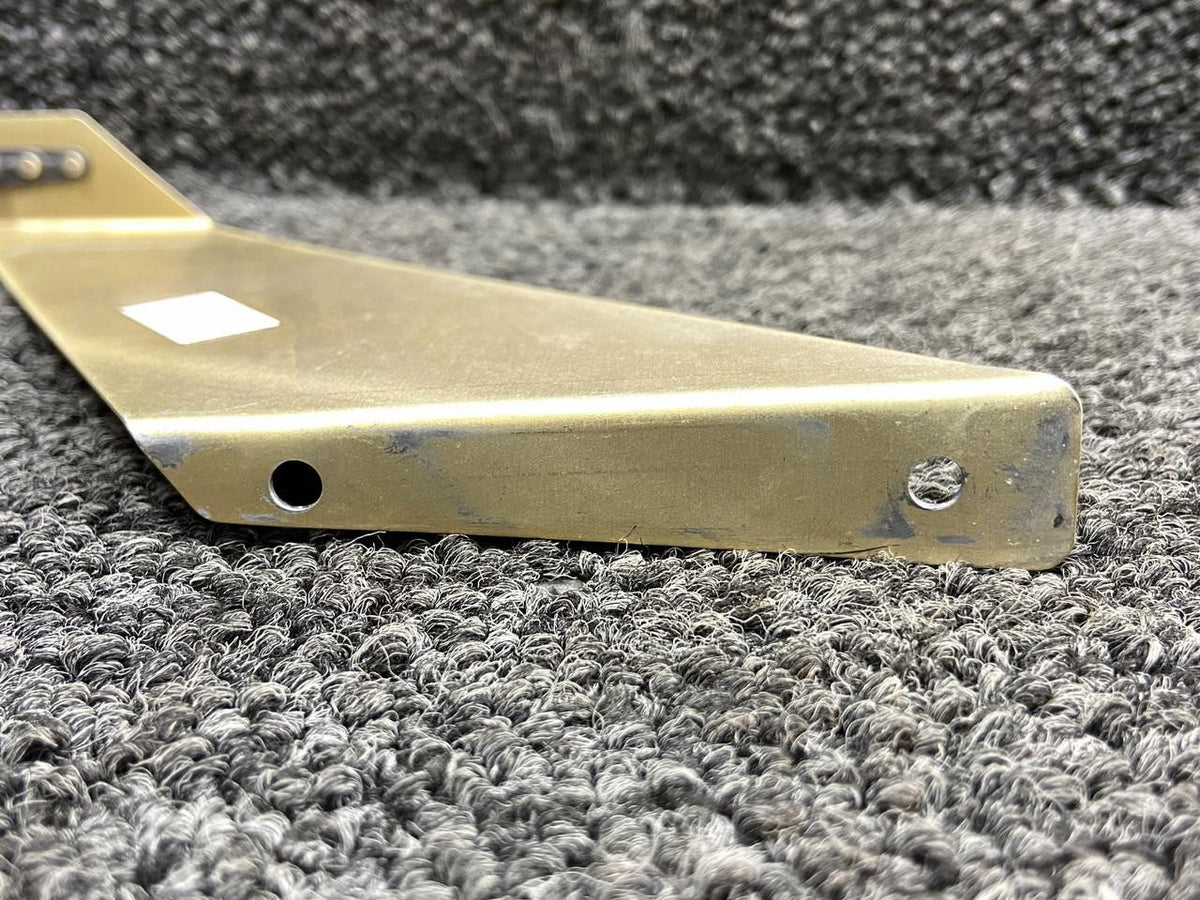 Ram 1959-6 (Alt: 95112) Continental TSIO-520-NB RAM Standoff Mounting Bracket RH