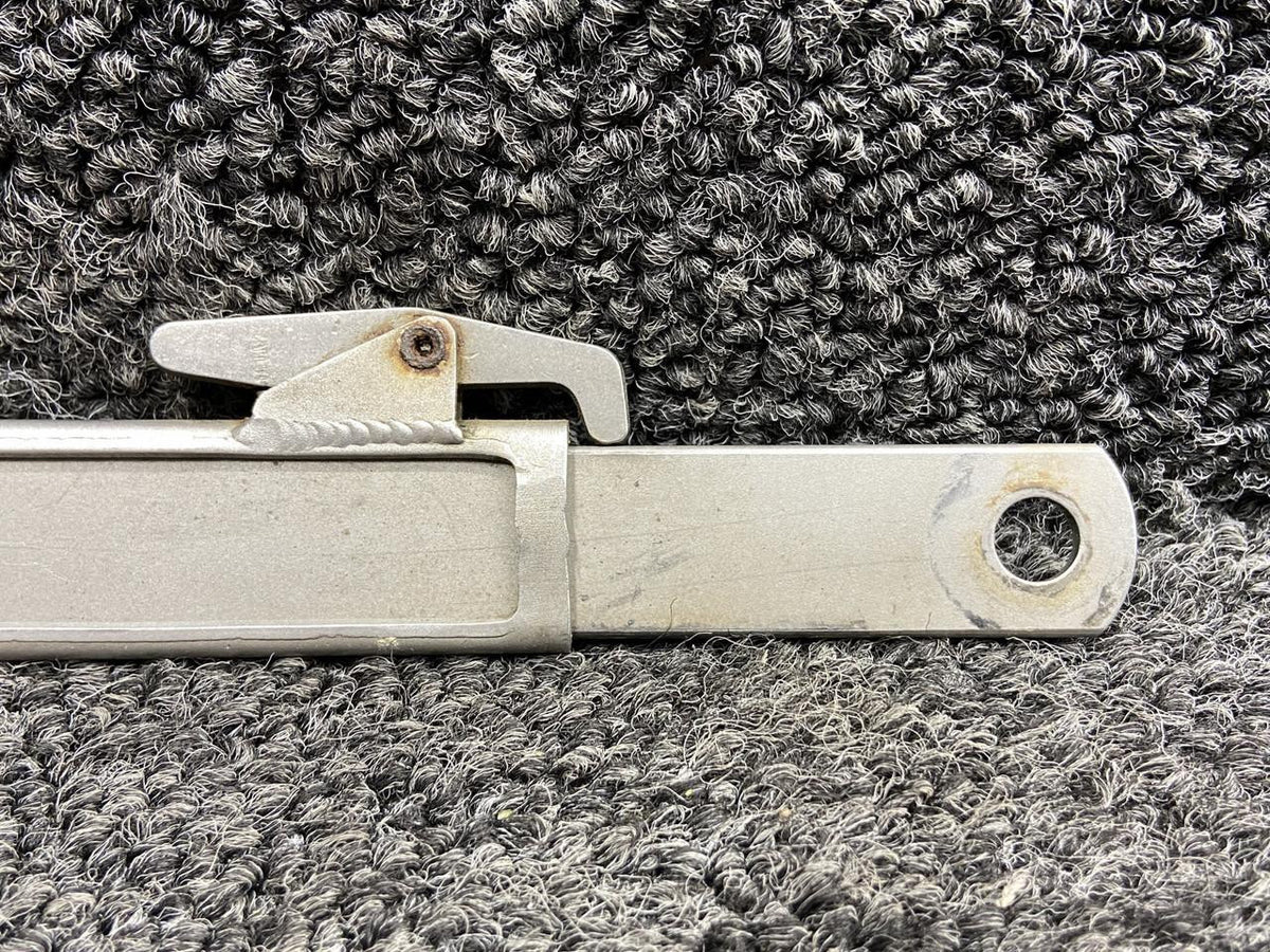 Cessna Aircraft Parts 5211183-1 (Use: 5211185-1) Cessna 340A Forward Nose Baggage Door Steward LH