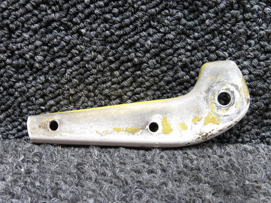 Piper Aircraft Parts 42025-000 Piper PA-31T Bracket Assembly Gear Door Actuator Rear