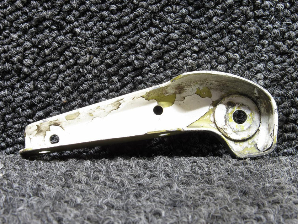 Piper Aircraft Parts 42025-000 Piper PA-31T Bracket Assembly Gear Door Actuator Rear